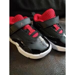 Nike Air Jordan Toddler Size 5c Black Varsity Red Sneakers